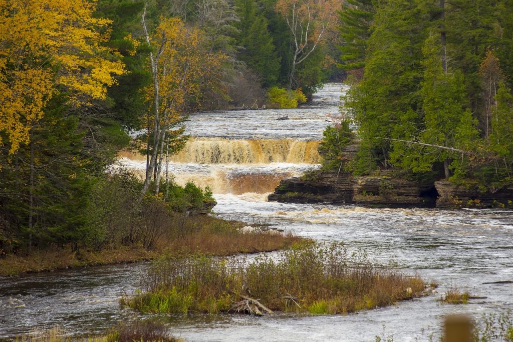 RV Camping Spots in Northern Michigan